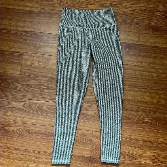 Champion Women’s Leggings - Picture 3 of 7